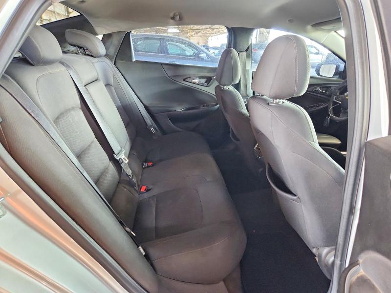 Photo 10 from auction – 2018 CHEVROLET MALIBU with VIN 1G1ZD5ST0JF150133