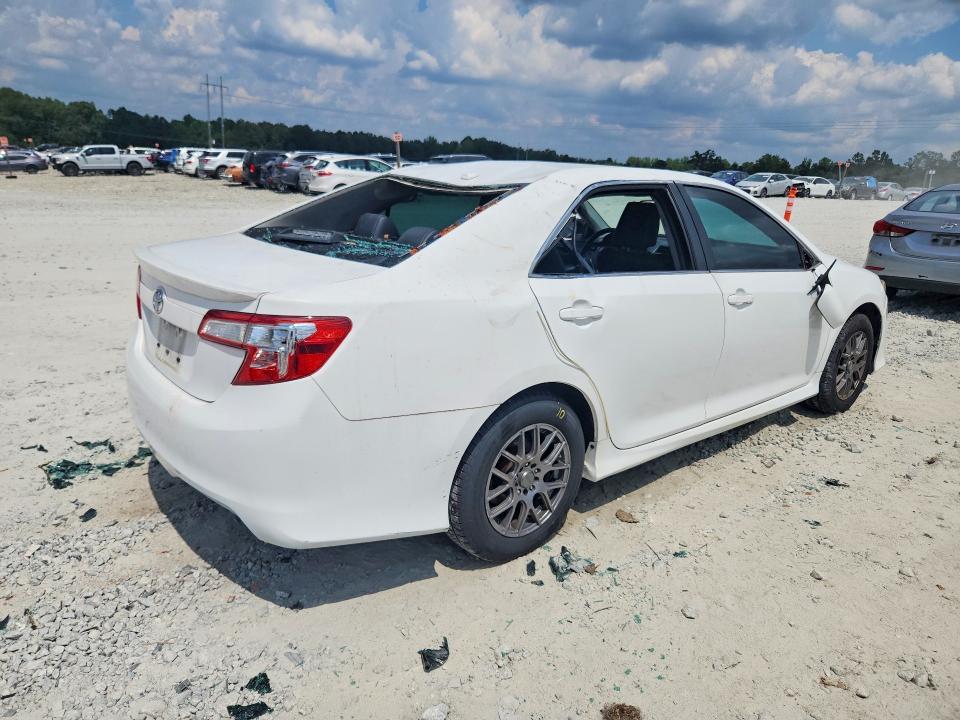 Photo 3 from auction – 2014 TOYOTA CAMRY with VIN 4T1BF1FK3EU796549