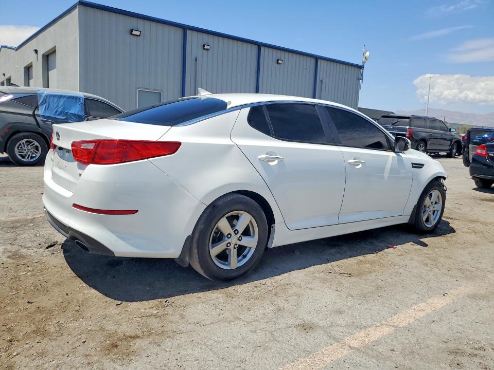 Photo 3 from auction – 2015 KIA OPTIMA with VIN 5XXGM4A71FG479218