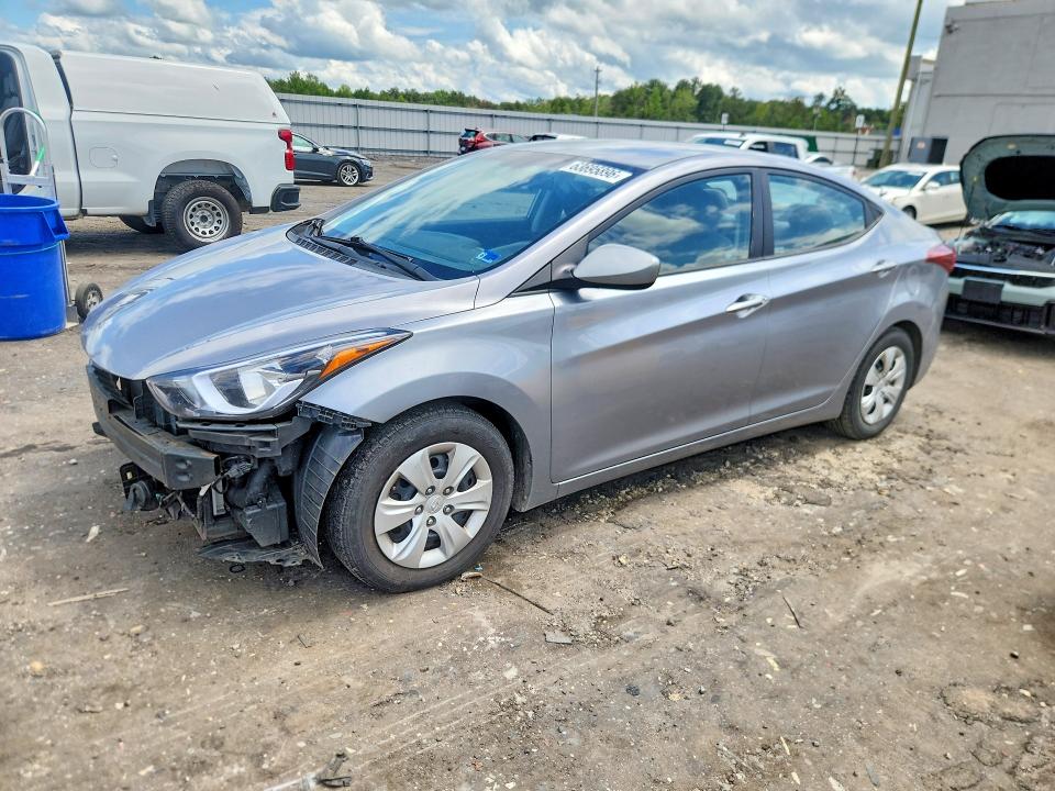 HYUNDAI ELANTRA 2016 with VIN 5NPDH4AE2GH782987 - Photo from auction