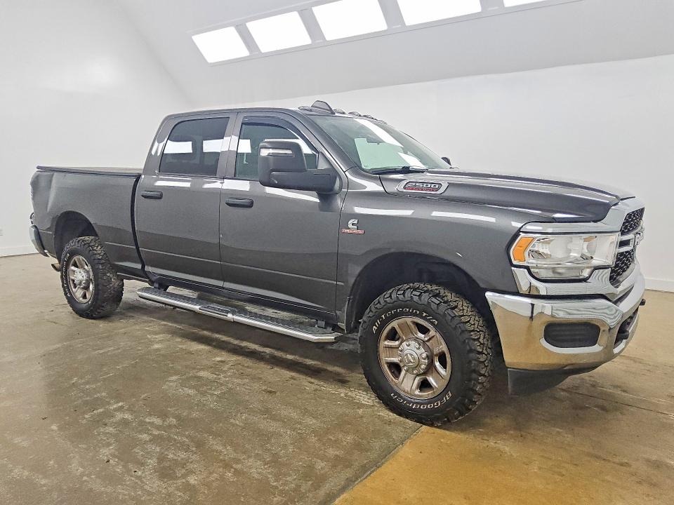 Photo 4 from auction – 2024 RAM 2500 with VIN 3C6UR5CL9RG306625