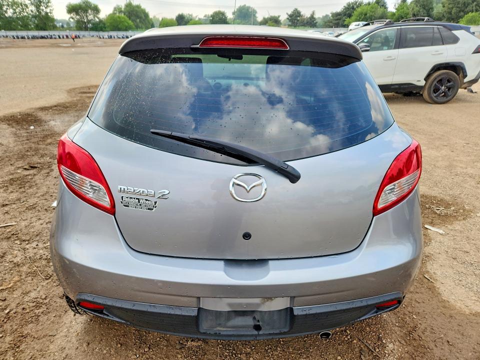 Photo 6 from auction – 2012 MAZDA MAZDA2 with VIN JM1DE1LY2C0152201