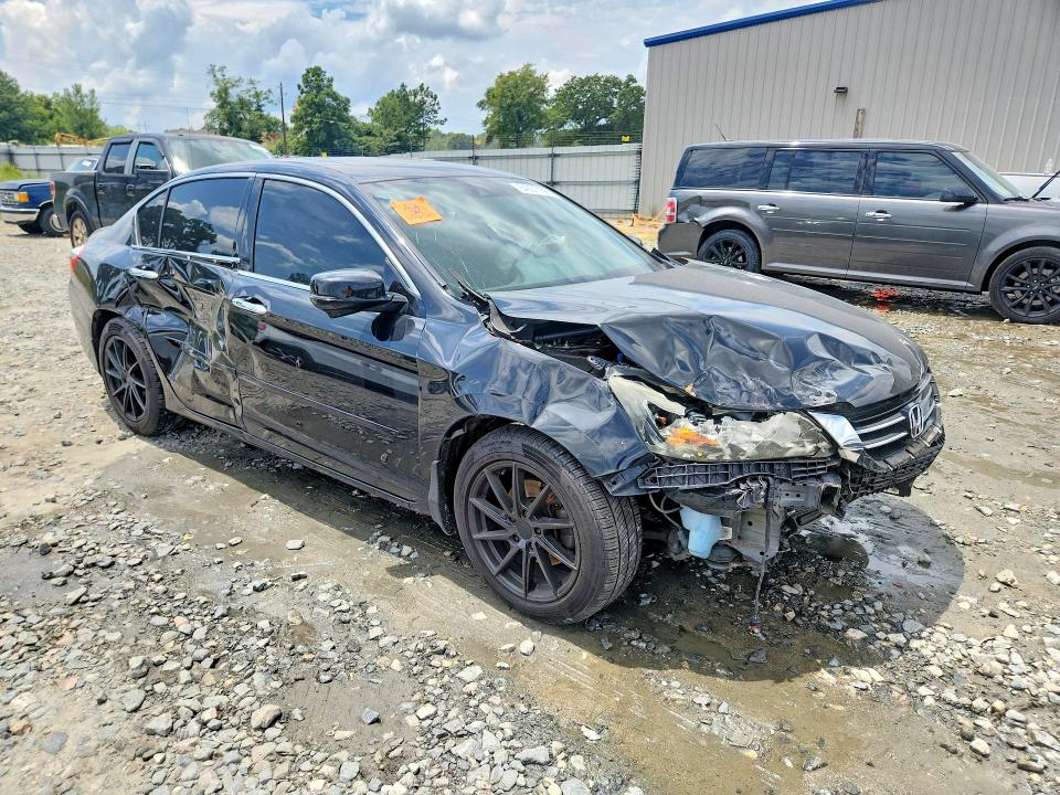 Photo 4 from auction – 2014 HONDA ACCORD with VIN 1HGCR3F87EA036501