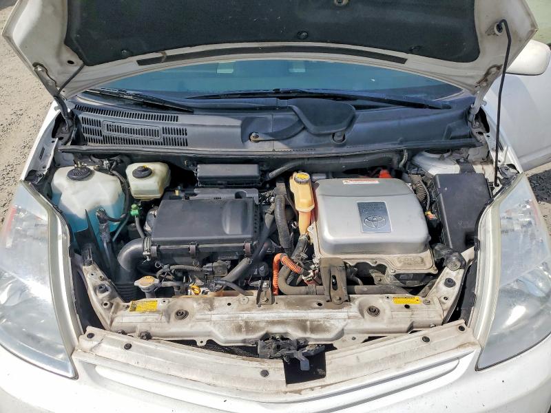 Photo 11 from auction – 2004 TOYOTA PRIUS with VIN JTDKB20U540081200