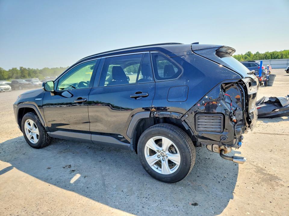 Photo 2 from auction – 2021 TOYOTA RAV4 with VIN JTMRWRFV9MD122898