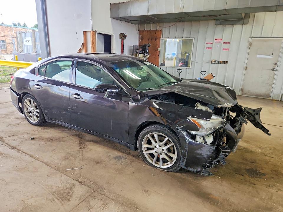 Zdjęcie 4 z aukcji – 2010 NISSAN MAXIMA z VIN 1N4AA5AP1AC828512
