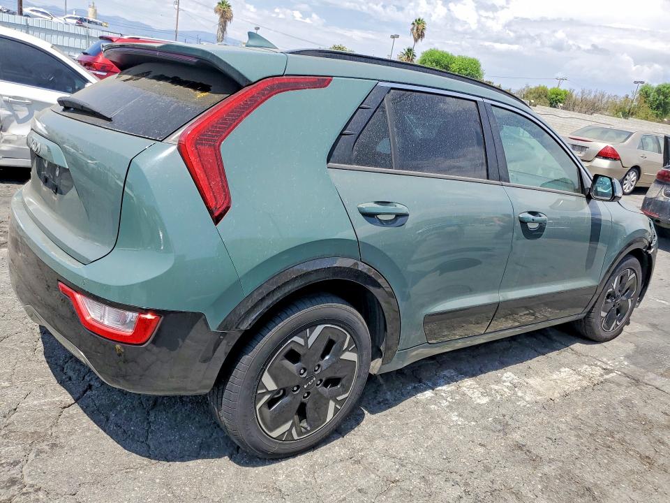 Photo 3 from auction – 2024 KIA NIRO with VIN KNDCR3L14R5103088