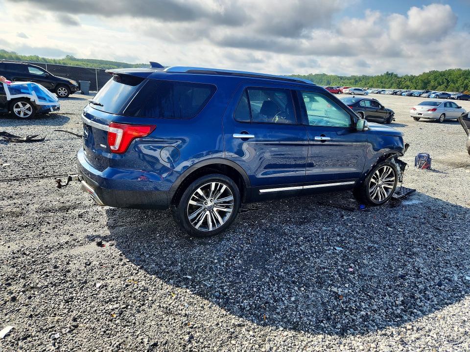 Photo 3 from auction – 2017 FORD EXPLORER with VIN 1FM5K8HTXHGA55759