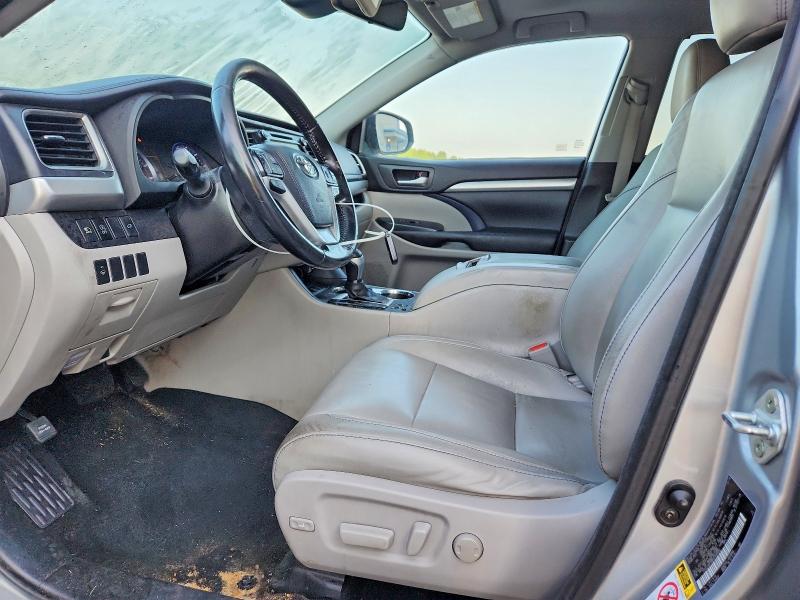 Фото 7 с аукциона – 2017 TOYOTA HIGHLANDER с VIN 5TDJZRFH8HS508995