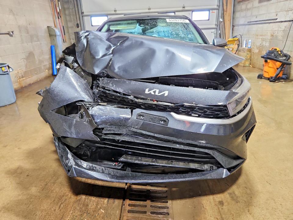 Фото 5 с аукциона – 2023 KIA FORTE с VIN 3KPF24AD4PE631137