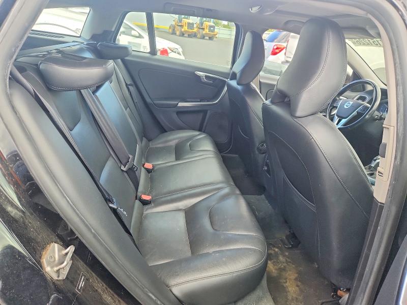 Photo 10 from auction – 2015 VOLVO V60 with VIN YV1612SB9F1202009