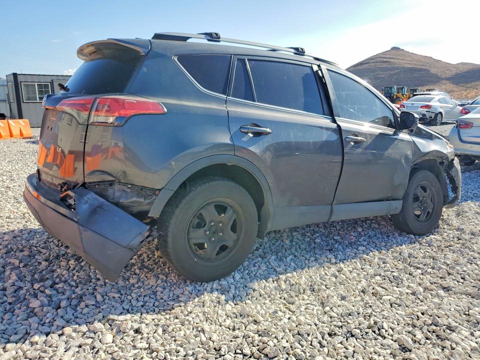 Photo 3 from auction – 2018 TOYOTA RAV4 with VIN 2T3ZFREV9JW492281