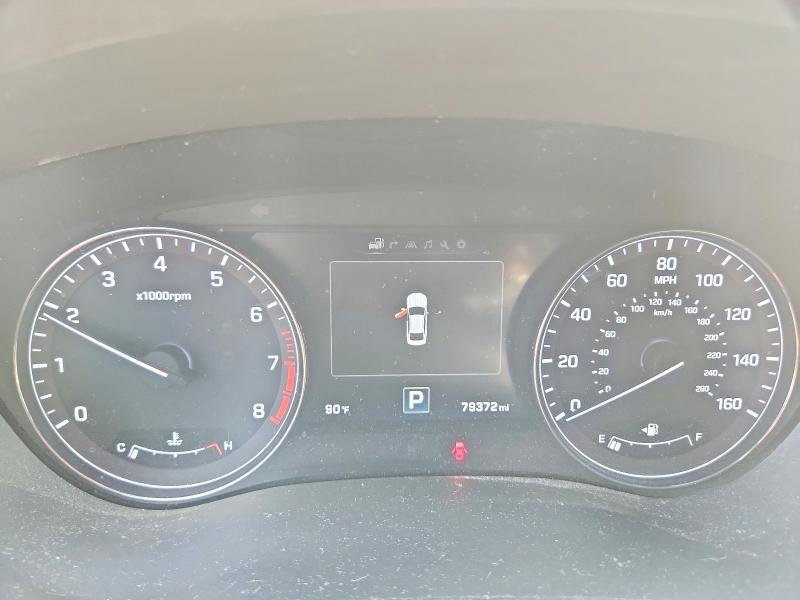 Photo 9 from auction – 2015 HYUNDAI GENESIS with VIN KMHGN4JF1FU068623