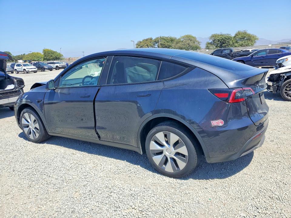 Photo 2 from auction – 2024 TESLA MODEL Y with VIN 7SAYGDEE1RA229893