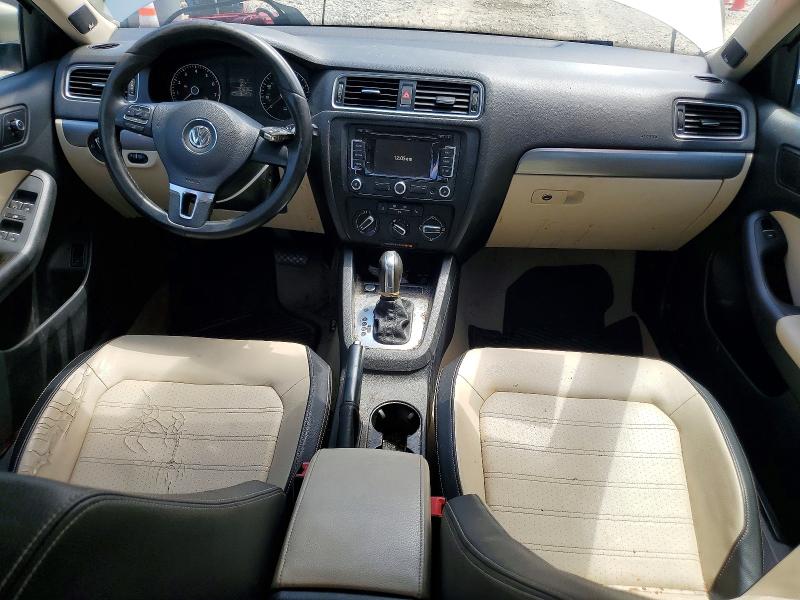 Photo 8 from auction – 2014 VOLKSWAGEN JETTA with VIN 3VWL07AJ6EM292820