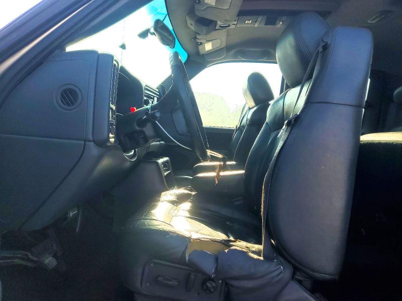 Photo 7 from auction – 2000 CHEVROLET SILVERADO with VIN 2GCEC19T0Y1198756