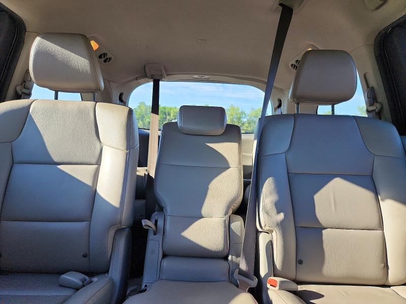 Photo 10 from auction – 2014 HONDA ODYSSEY with VIN 5FNRL5H6XEB057819