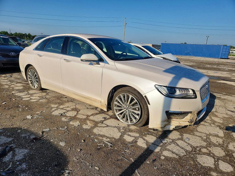 Photo 4 from auction – 2018 LINCOLN MKZ with VIN 3LN6L5KU2JR613698