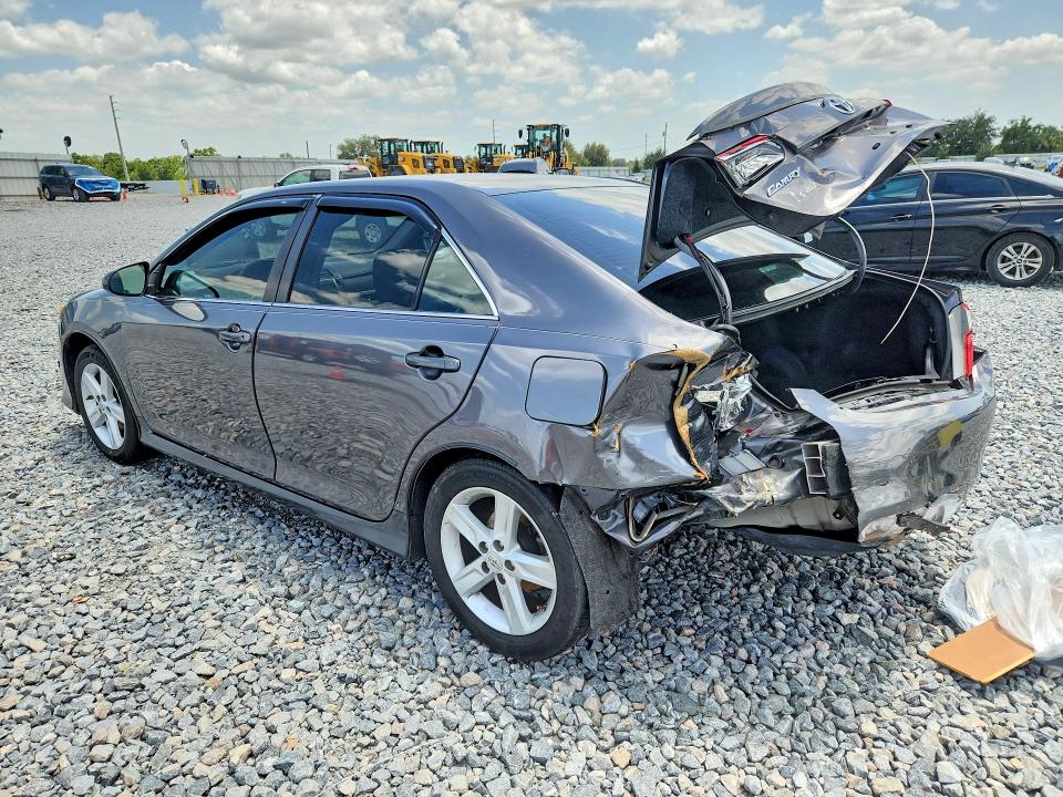 Zdjęcie 2 z aukcji – 2012 TOYOTA CAMRY z VIN 4T1BF1FK5CU112582