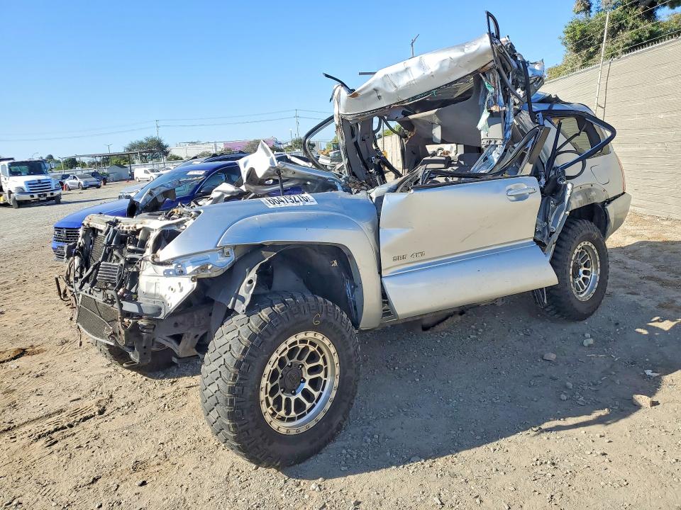 TOYOTA 4RUNNER 2005 con VIN JTEBT14R058026522 - Foto de la subasta