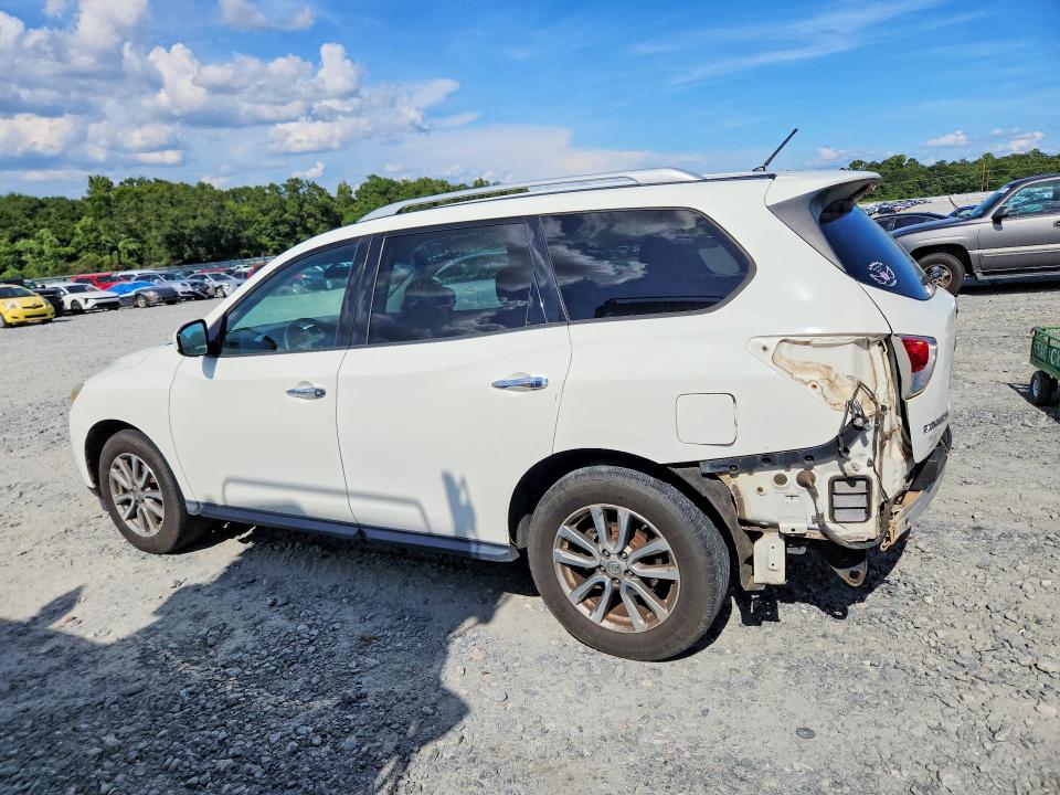 Photo 2 from auction – 2016 NISSAN PATHFINDER with VIN 5N1AR2MN5GC631603