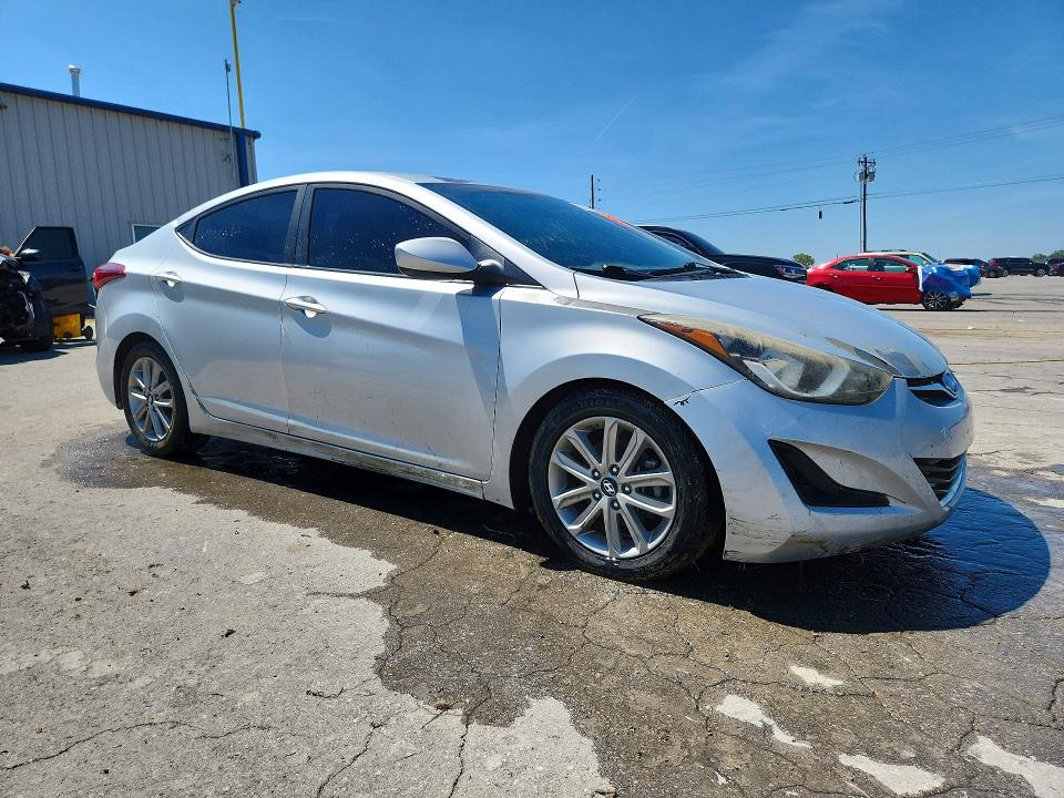 Photo 4 from auction – 2016 HYUNDAI ELANTRA with VIN 5NPDH4AEXGH743323