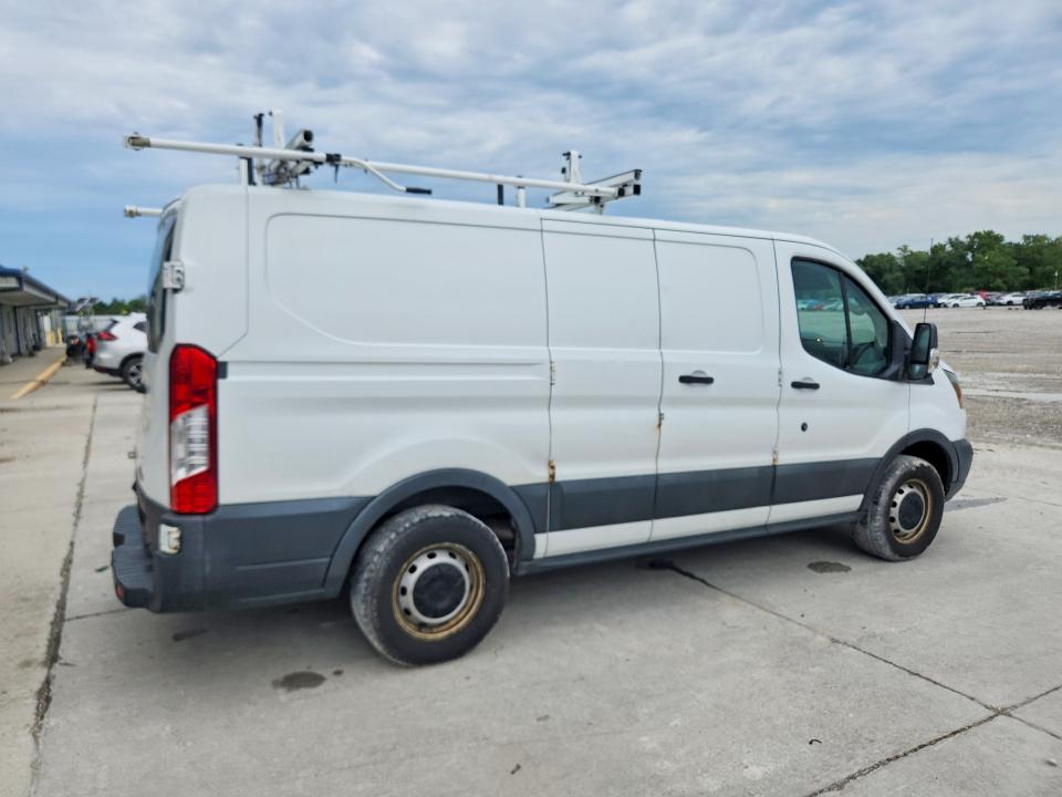 Photo 3 from auction – 2016 FORD TRANSIT with VIN 1FTYE1ZM4GKA81082