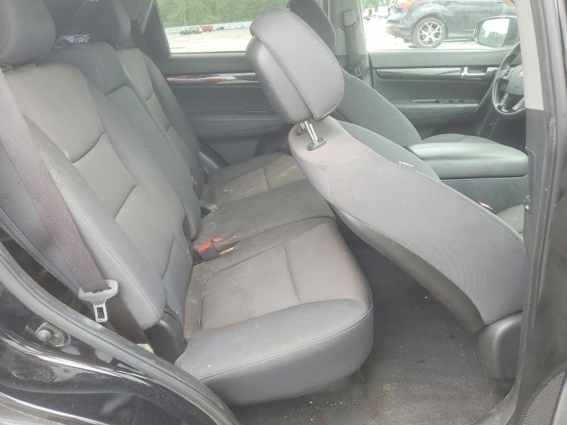 Photo 11 from auction – 2013 KIA SORENTO with VIN 5XYKT3A67DG411934