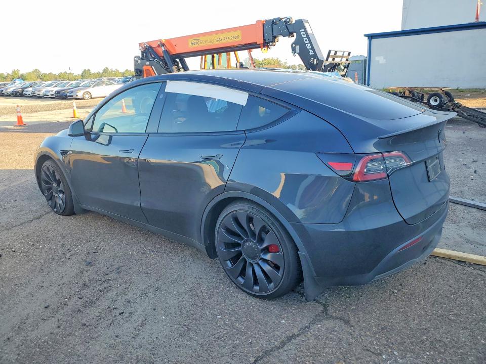 Photo 2 from auction – 2024 TESLA MODEL Y with VIN 7SAYGDEF6RF048798