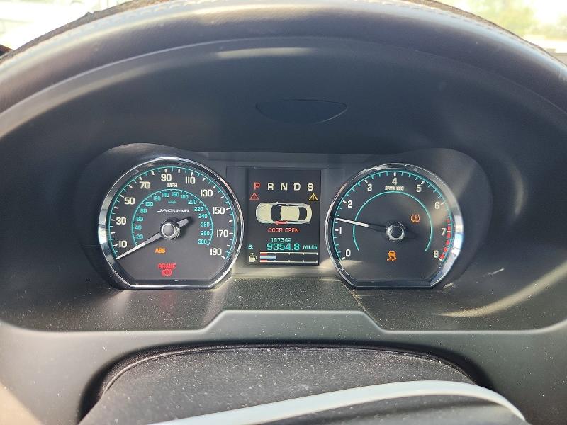 Photo 9 from auction – 2014 JAGUAR XF with VIN SAJWJ0EF5E8U14504