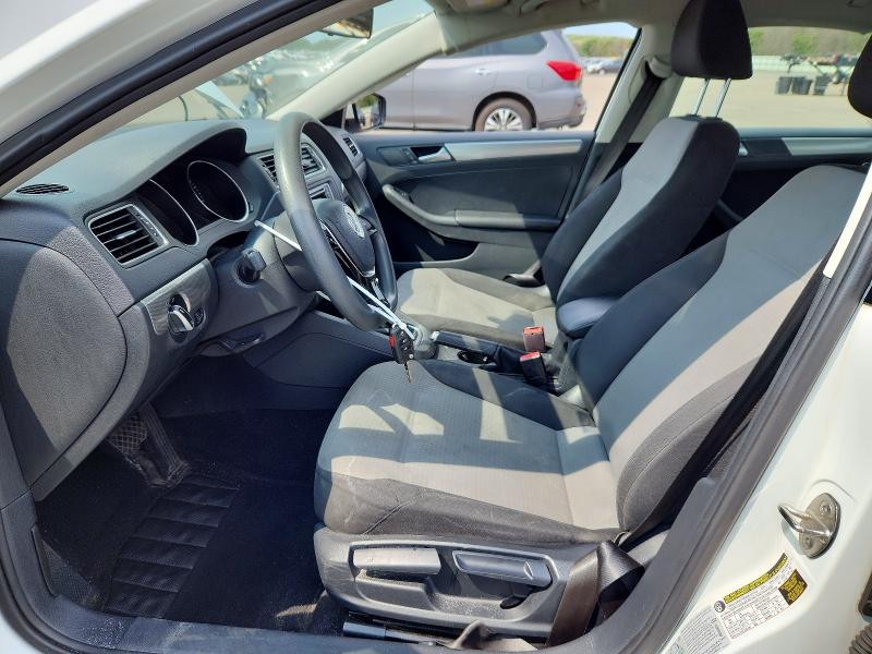 Photo 7 from auction – 2017 VOLKSWAGEN JETTA with VIN 3VW2B7AJ9HM337095