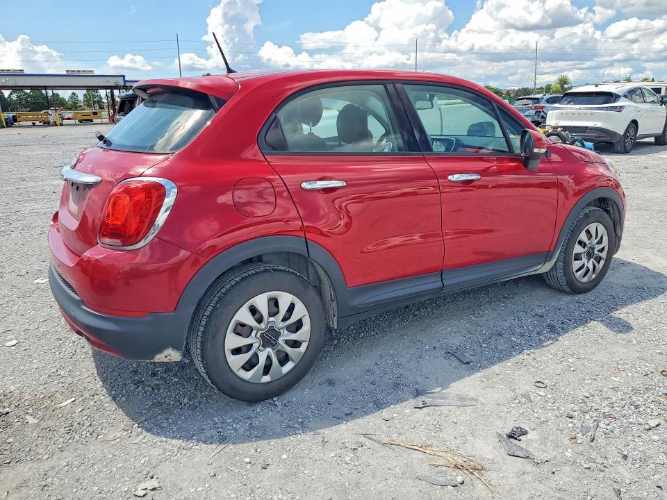 Photo 3 from auction – 2017 FIAT 500X with VIN ZFBCFXAH2HP590314