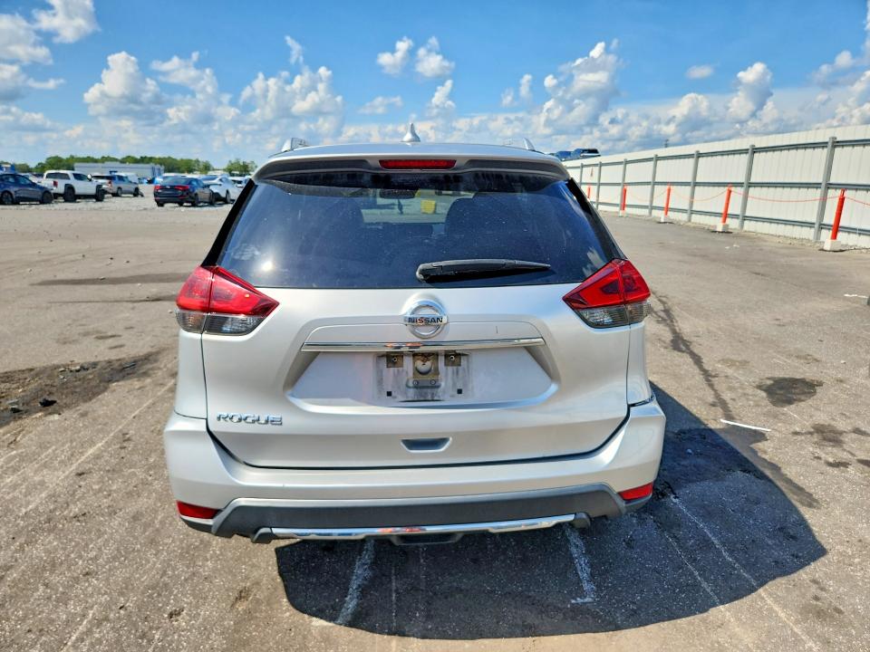 Photo 6 from auction – 2018 NISSAN ROGUE with VIN JN8AT2MT3JW457271