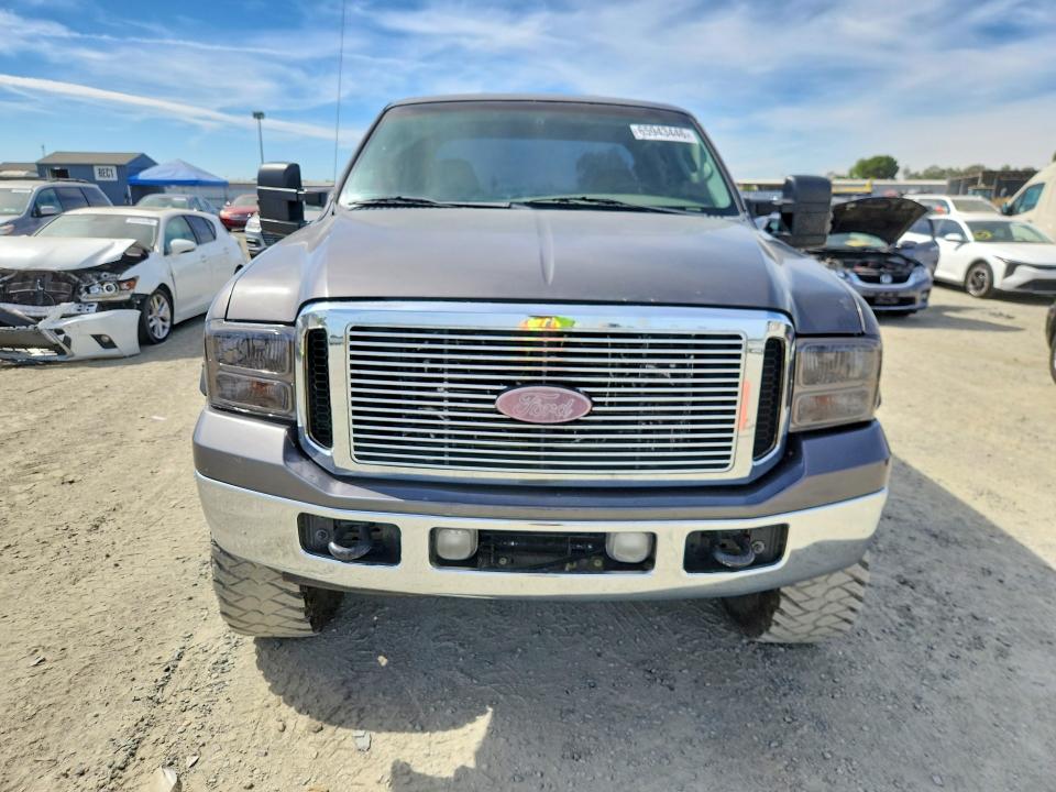 Photo 5 from auction – 2002 FORD F250 with VIN 1FTNW21F92EB86324