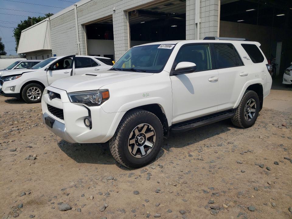 2017 TOYOTA 4RUNNER - Търг №63739996