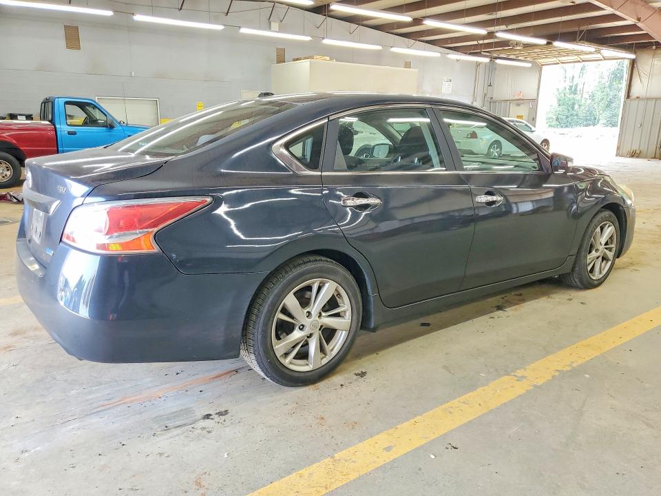 Photo 3 from auction – 2013 NISSAN ALTIMA with VIN 1N4AL3AP3DC159243