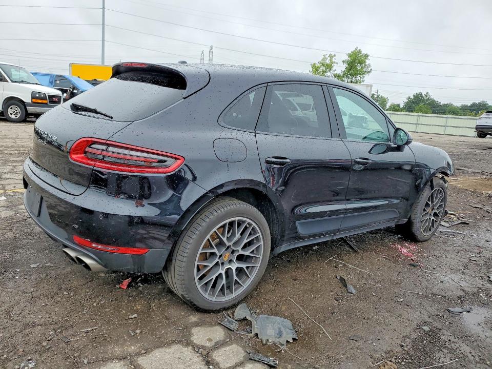 Photo 3 from auction – 2018 PORSCHE MACAN with VIN WP1AB2A59JLB36680