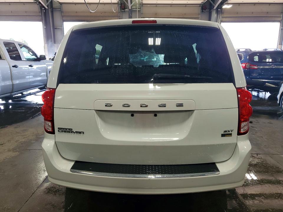 Photo 6 from auction – 2016 DODGE GRAND CARAVAN with VIN 2C4RDGCG7GR249571
