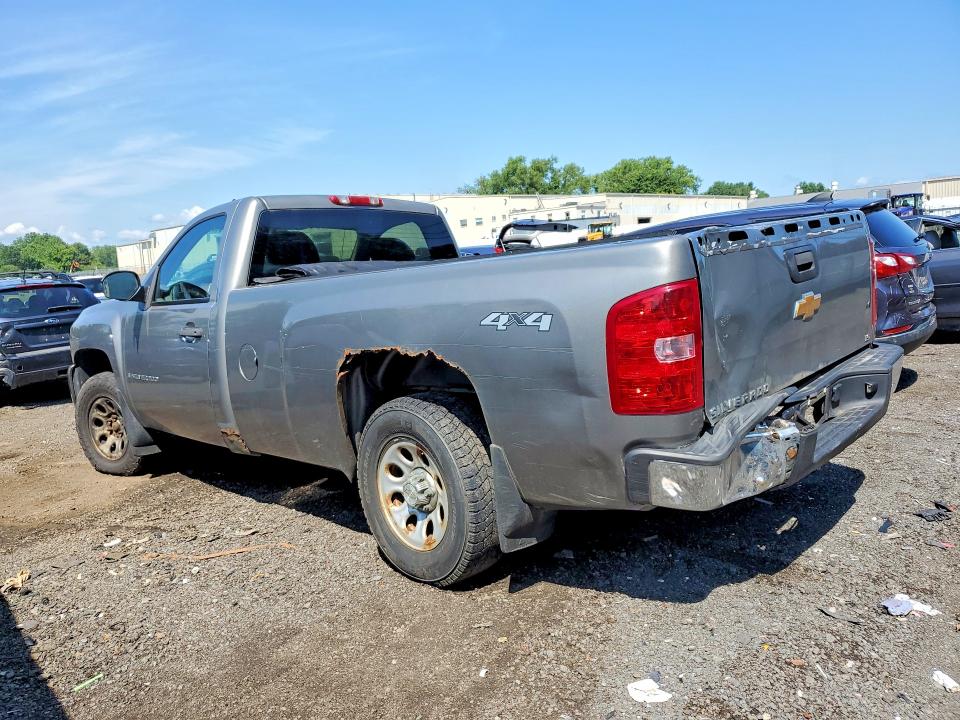 Photo 2 from auction – 2008 CHEVROLET SILVERADO with VIN 1GCEK14C48E189437