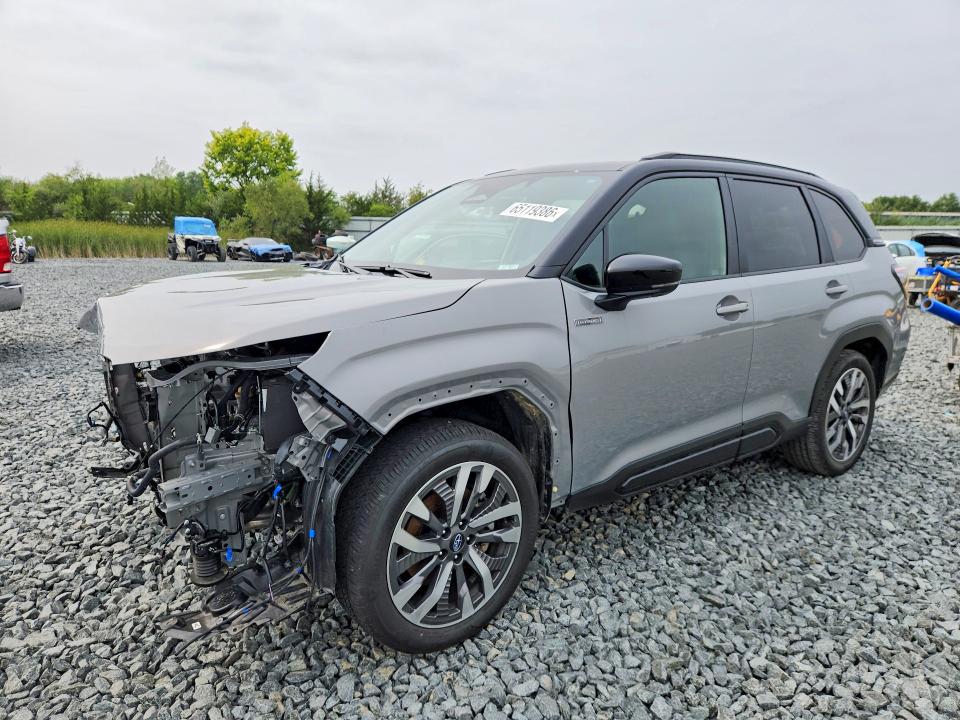 SUBARU FORESTER 2025 with VIN JF2SLSTD8SH425742 - Photo from auction