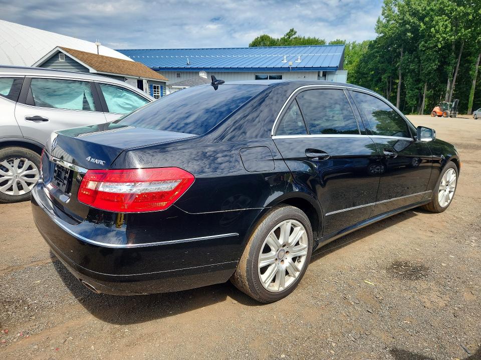 Zdjęcie 3 z aukcji – 2013 MERCEDES-BENZ E z VIN WDDHF8JB1DA720025
