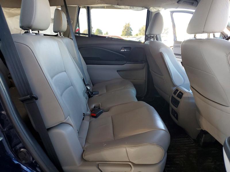 Photo 10 from auction – 2018 HONDA PILOT with VIN 5FNYF6H90JB062802