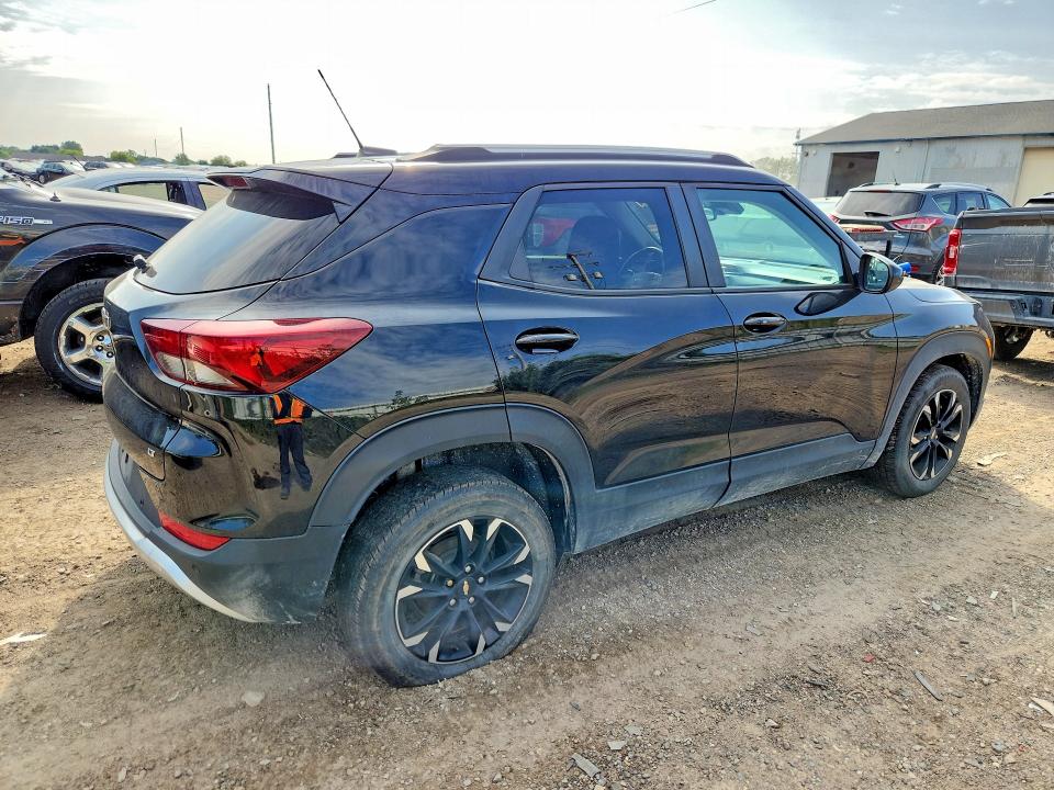Photo 3 from auction – 2022 CHEVROLET TRAILBLAZER with VIN KL79MPS22NB006667