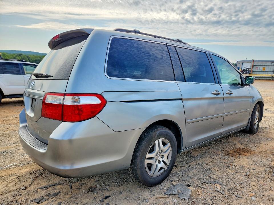 Photo 3 from auction – 2006 HONDA ODYSSEY with VIN 5FNRL38716B037358