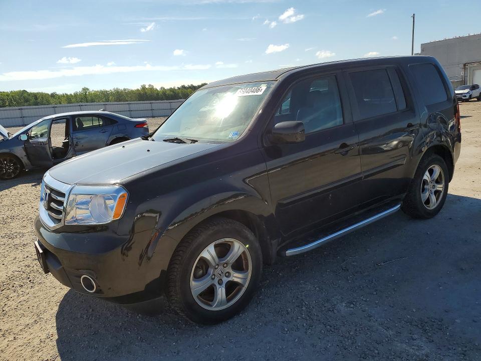 HONDA PILOT 2015 with VIN 5FNYF4H59FB014787 - Photo from auction
