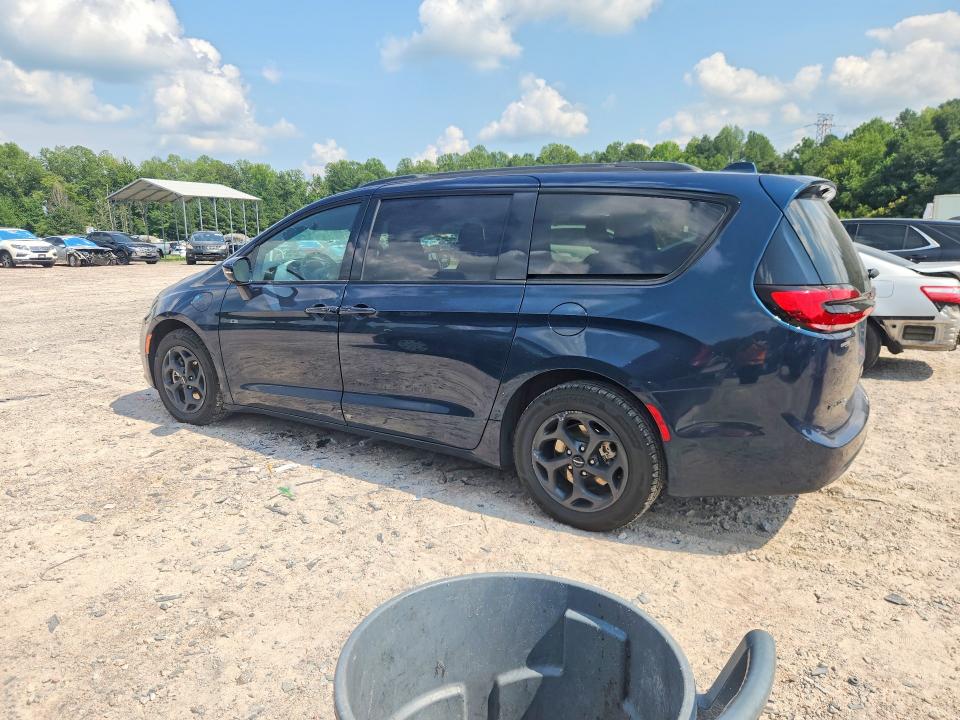 Photo 2 from auction – 2021 CHRYSLER PACIFICA with VIN 2C4RC1L7XMR586909