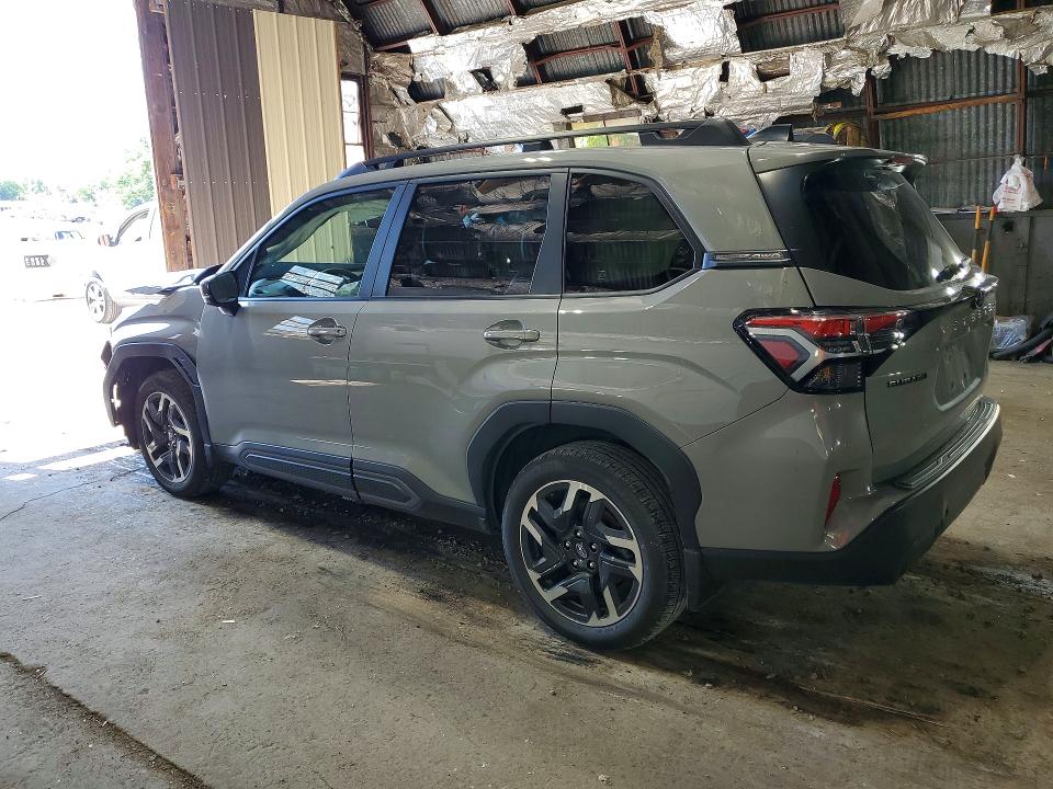 Photo 2 from auction – 2025 SUBARU FORESTER with VIN JF2SLDRC7SH585153
