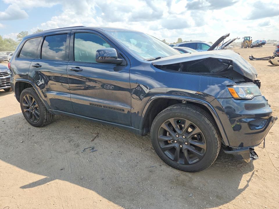 Photo 4 from auction – 2017 JEEP GRAND CHEROKEE with VIN 1C4RJFAG7HC792127