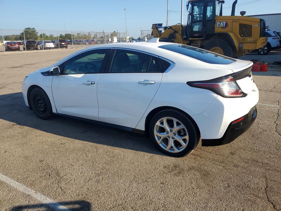 Photo 2 from auction – 2017 CHEVROLET VOLT with VIN 1G1RB6S57HU109601
