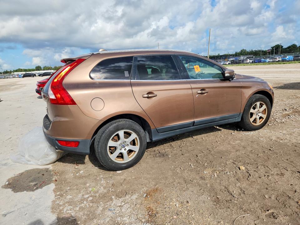 Photo 3 from auction – 2011 VOLVO XC60 with VIN YV4952DL6B2223947
